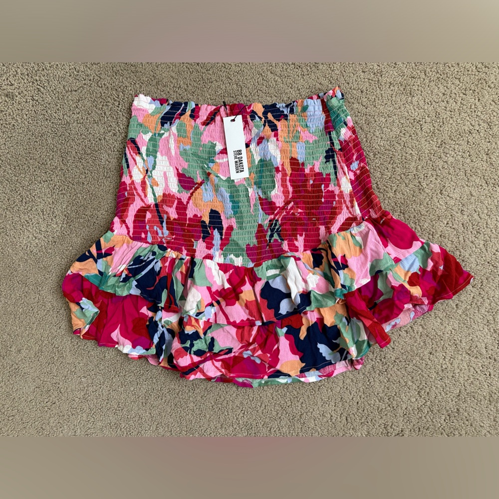 BB Dakota Steve Madden Floral Smocked Mini Skirt • XXL